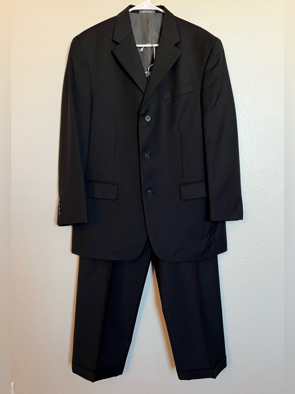 Oscar de la Renta Mens Black Pinstripe 2 Piece Suit 100% Wool NWOT | Size 41R 35